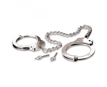 Metal Leg Cuffs — поножи в виде наручников