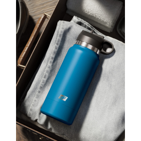 Смуглый мастурбатор-вагина в синей колбе Pipedream PDX Plus F*ck Flask