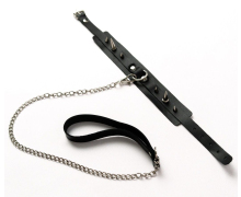 Черный ошейник с шипами и поводком