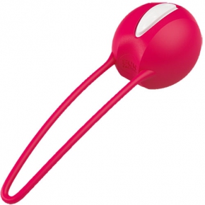 Fun Factory SmartBall Uno, красный — силиконовый вагинальный шарик со смещенным центром, 3.6 см / 36 гр