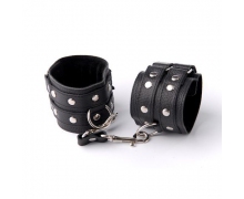 Наручники с клёпками BDSM accessories