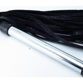 Плетка с металлической ручкой, длина хлыстов 27 см