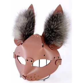 Розовая маска «Зайка» с меховыми ушками